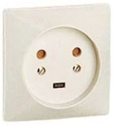 Розетка силовая Legrand 20A 2P+N 230В слоновая кость картинка 